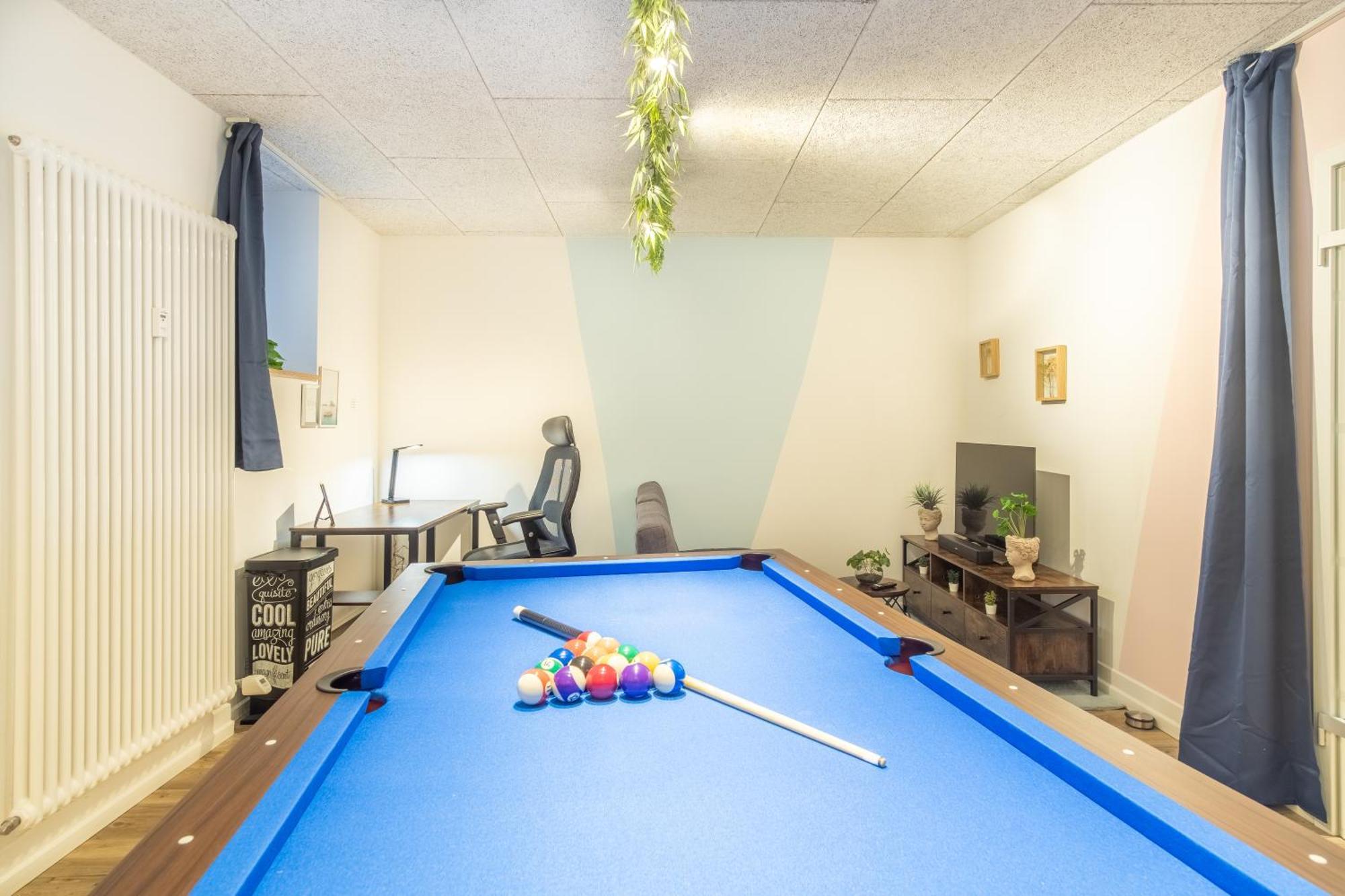 Pool Table Heaven, Workstation, 4K Tv, Netflix Apartment Leipzig Exterior foto